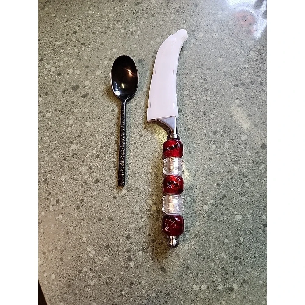 Pampered Chef CHEESE KNIFE Cranberry Glass Beaded Stainless Steel, Discontinued